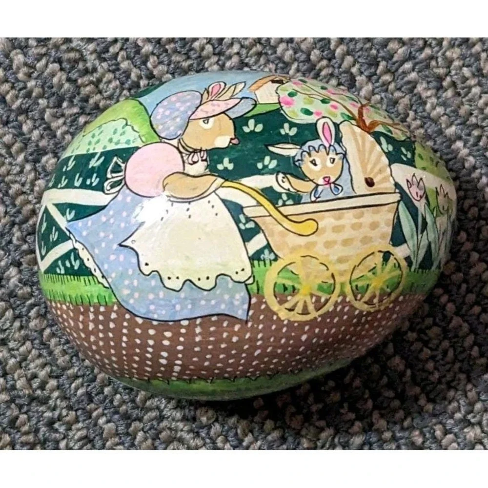 Vtg Lacquer Hand Painted Egg Rabbit Wooden Trinket Box Easter Bunny Baby Wood